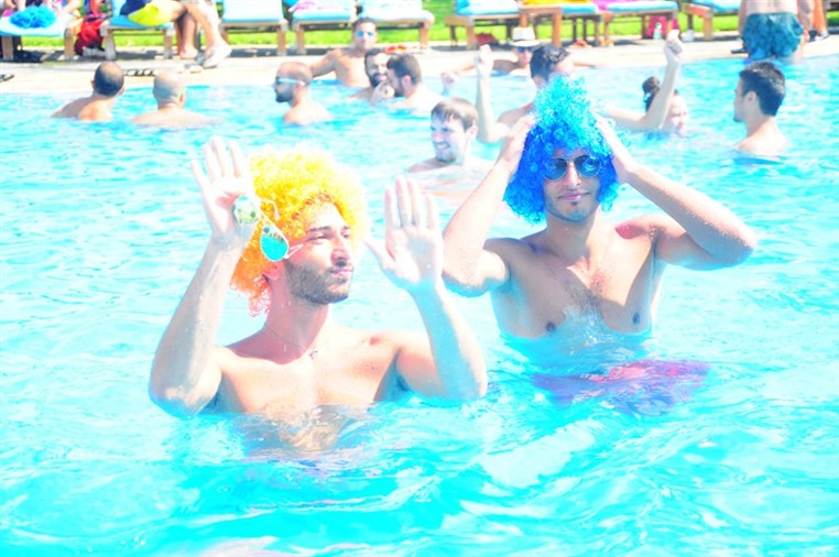Cyan Sunday Club Its Groovy Baby